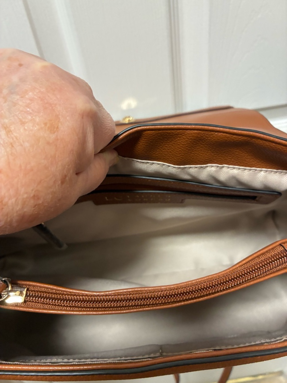 NWT LC Lauren Conrad Satchel/Crossbody with Handle and Removable Strap - Picture 12 of 15
